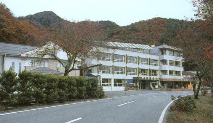 精進湖　山田屋ホテル