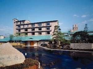 石和温泉 石和名湯館 糸柳 外観